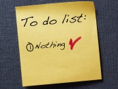 How-not-to-do-everything-with-Laura-Roeder-Suitcase-Entrepreneur-podcast
